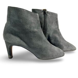 Cole Haan Gray Suede Side Zip Heeled Ankle Boots Sz8.5 Made in Italy